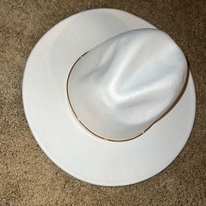 Off White Wide Brim Fedora Hat🤍✨